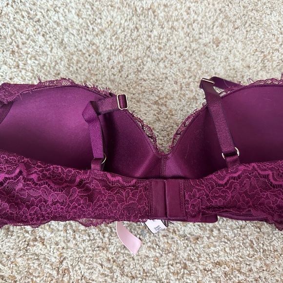Like new dark purple bra from VS - Picture 3 of 3